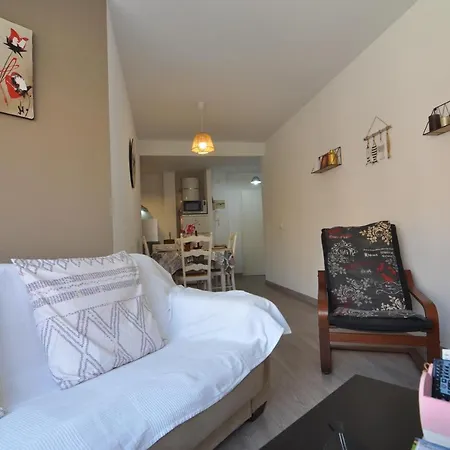 Rnet - Plaza 10 - Costa Brava Apartment *